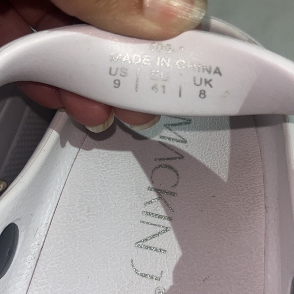 MACKINJ Crocs Women's Classic Bae Embellished - Picture 9 of 11